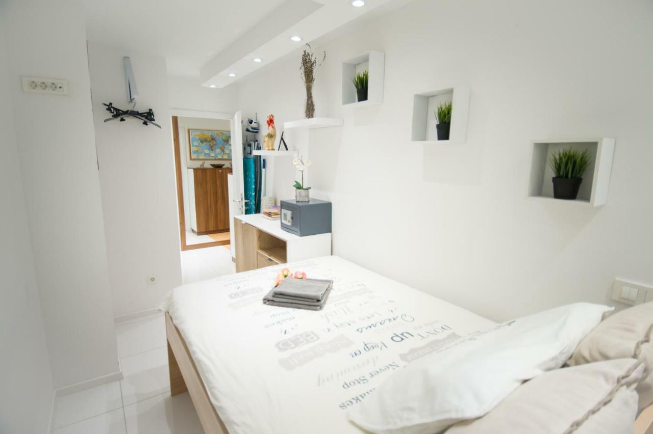 First Floor Flat (Adults Only) Διαμέρισμα Λιουμπλιάνα Εξωτερικό φωτογραφία
